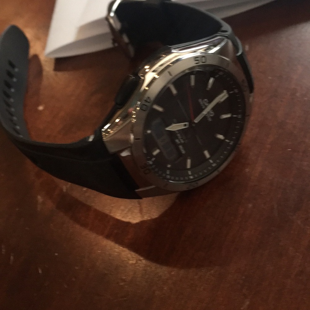 Watch - Picture 2 of 2